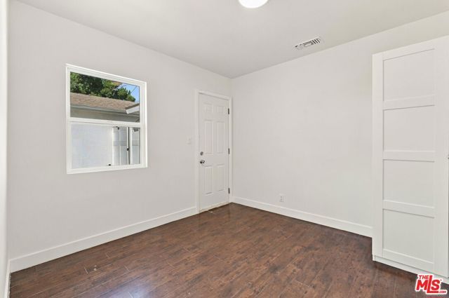 10551 Blucher Avenue, Granada Hills (los Angeles), CA 91344