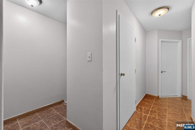 192 Dwight Street, Jersey City, NJ 07305