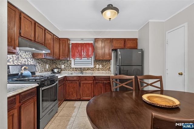 192 Dwight Street, Jersey City, NJ 07305