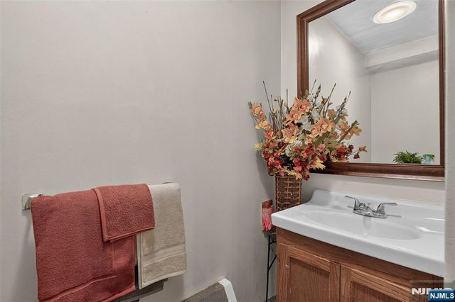 192 Dwight Street, Jersey City, NJ 07305