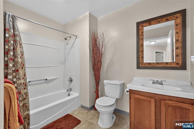 192 Dwight Street, Jersey City, NJ 07305