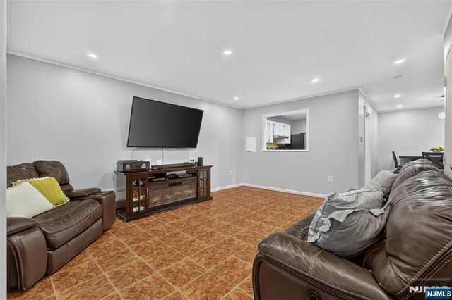 192 Dwight Street, Jersey City, NJ 07305