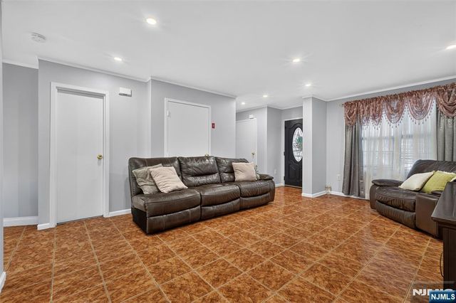 192 Dwight Street, Jersey City, NJ 07305