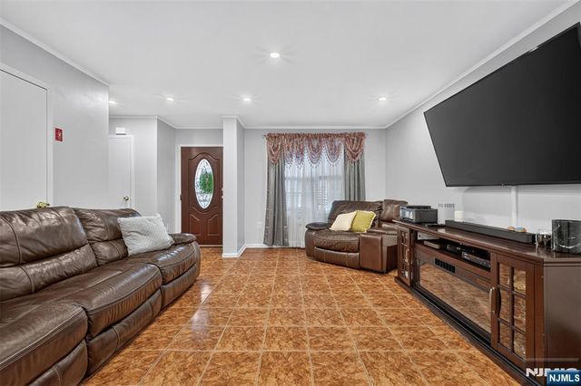 192 Dwight Street, Jersey City, NJ 07305