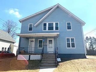 34 N Clarendon Street, Cranston, RI 02910
