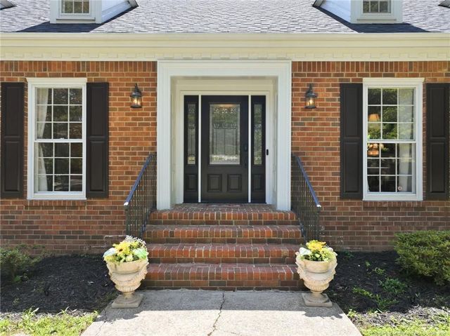 610 St. Georges Hill, Fayetteville, NC 28303