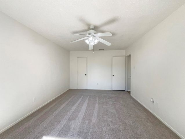 928 Shady Oaks Drive, Kennedale, TX 76060