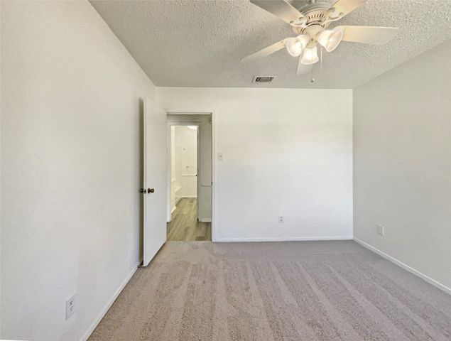 928 Shady Oaks Drive, Kennedale, TX 76060