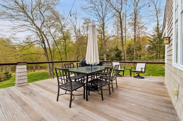 137 Upper Shad Road, Pound Ridge, NY 10576