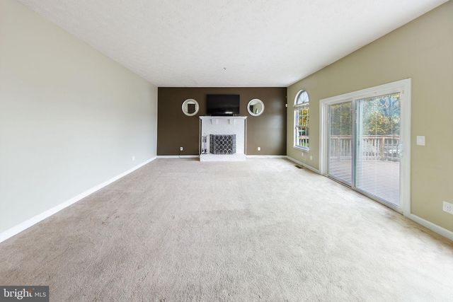 11203 GUNPOWDER DR, Fort Washington, MD 20744