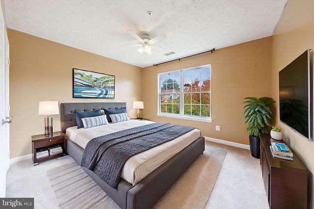 11203 GUNPOWDER DR, Fort Washington, MD 20744