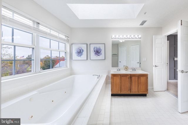 11203 GUNPOWDER DR, Fort Washington, MD 20744