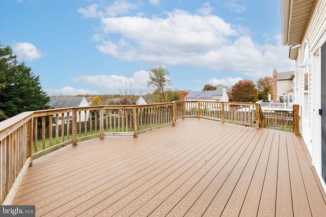 11203 GUNPOWDER DR, Fort Washington, MD 20744