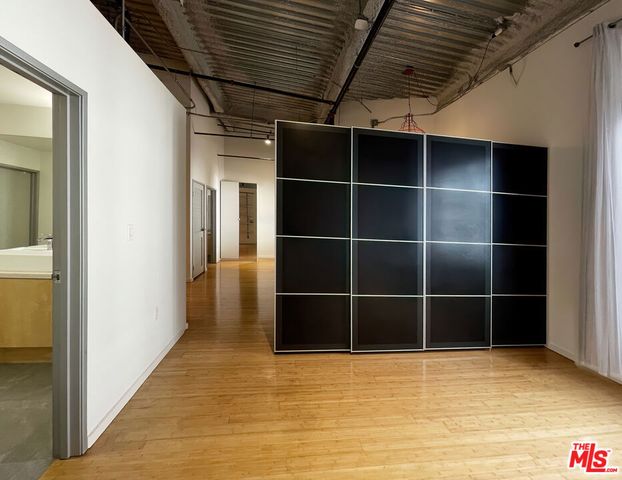 1130 S Flower Street 405, Los Angeles, CA 90015