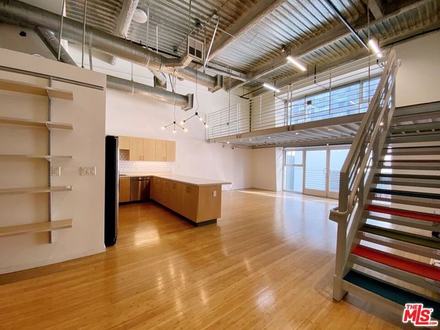 1130 S Flower Street 405, Los Angeles, CA 90015