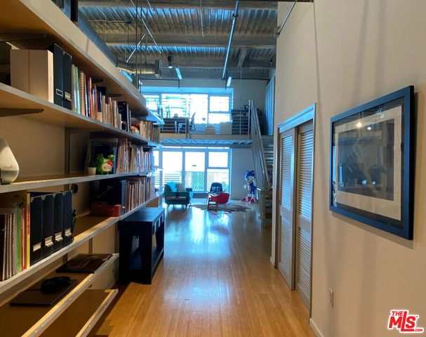 1130 S Flower Street 405, Los Angeles, CA 90015