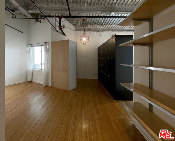 1130 S Flower Street 405, Los Angeles, CA 90015