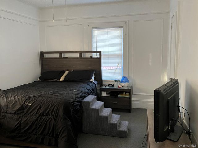 27 W Olive 2, Long Beach, NY 11561