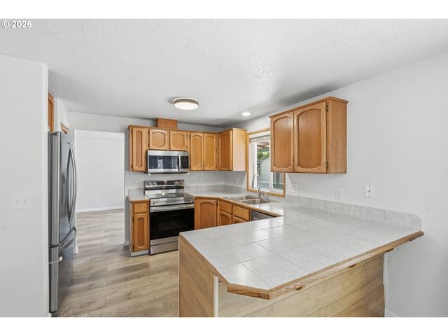 2910 Ne 117TH Ct, Vancouver, WA 98682