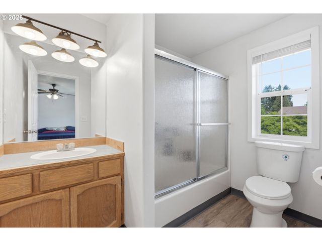 2910 Ne 117TH Ct, Vancouver, WA 98682