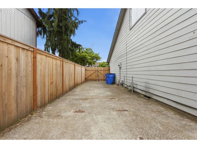 2910 Ne 117TH Ct, Vancouver, WA 98682