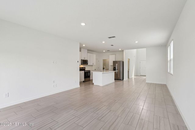 9638 CYPRESS MEADOWS Road, Jacksonville, FL 32219