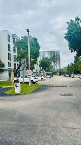 17570 Atlantic Blvd 403, Sunny Isles Beach, FL 33160