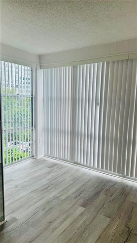 17570 Atlantic Blvd 403, Sunny Isles Beach, FL 33160