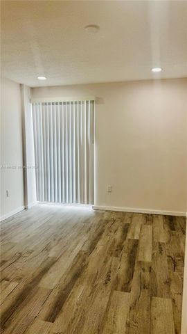 17570 Atlantic Blvd 403, Sunny Isles Beach, FL 33160