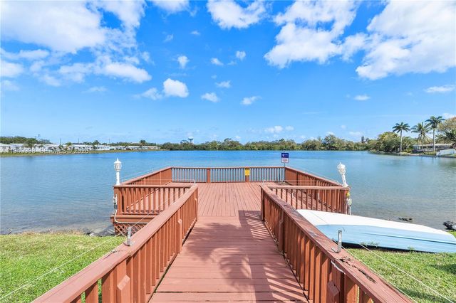 3114 NE Byron Cir 128, Hollywood, FL 33021