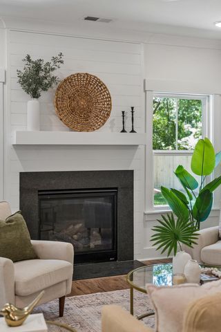 696 Eagle Street, Mount Pleasant, SC 29464