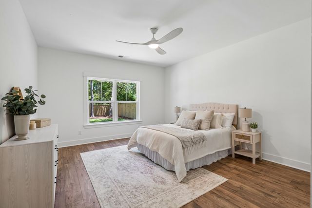 696 Eagle Street, Mount Pleasant, SC 29464