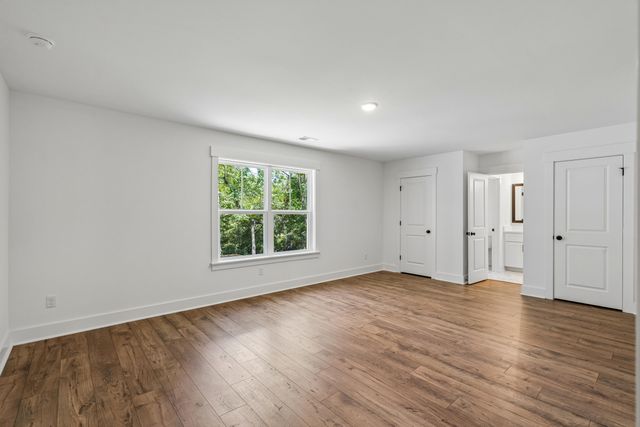 696 Eagle Street, Mount Pleasant, SC 29464