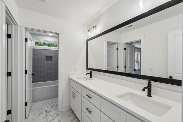 696 Eagle Street, Mount Pleasant, SC 29464