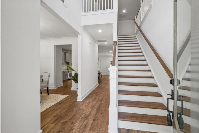 696 Eagle Street, Mount Pleasant, SC 29464