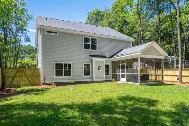 696 Eagle Street, Mount Pleasant, SC 29464