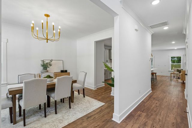 696 Eagle Street, Mount Pleasant, SC 29464