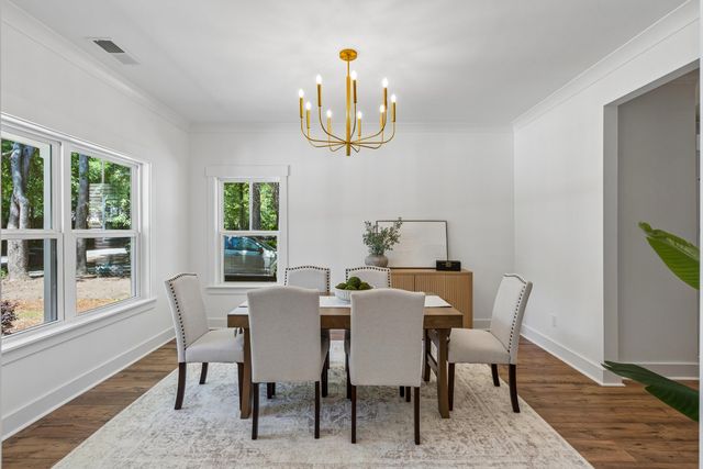 696 Eagle Street, Mount Pleasant, SC 29464