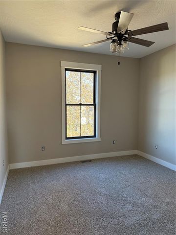 213 Sunny Drive, Rolla, MO 65401