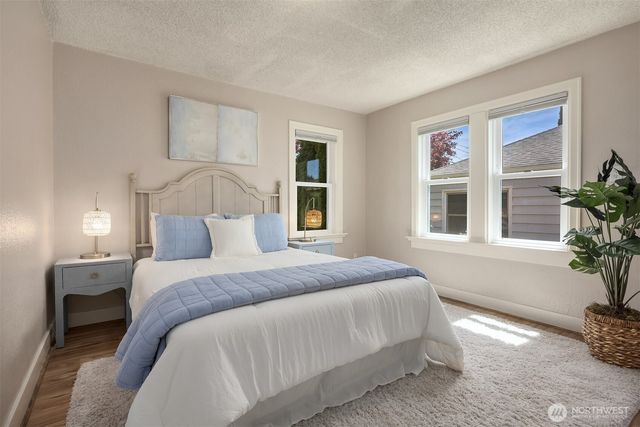 251 Meadow Avenue N, Renton, WA 98057