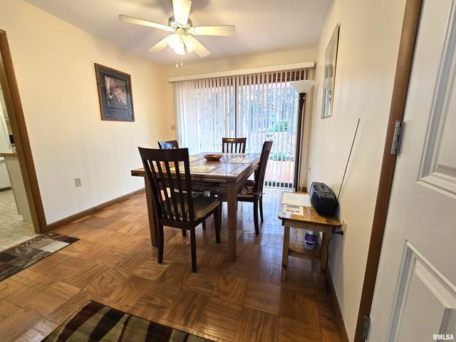 567 UNION GROVE Road, Carbondale, IL 62901