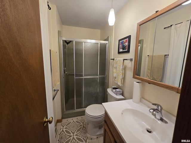 567 UNION GROVE Road, Carbondale, IL 62901