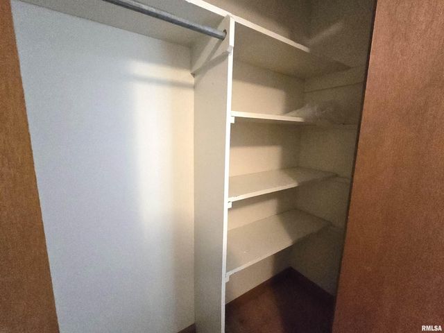 567 UNION GROVE Road, Carbondale, IL 62901