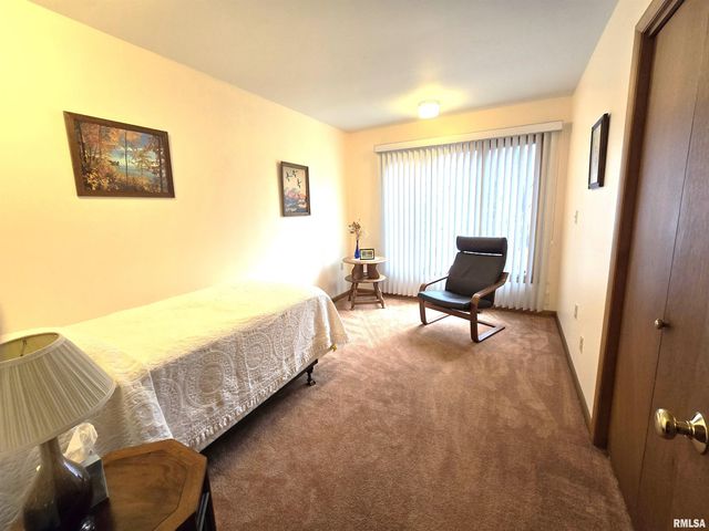 567 UNION GROVE Road, Carbondale, IL 62901