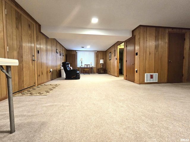 567 UNION GROVE Road, Carbondale, IL 62901