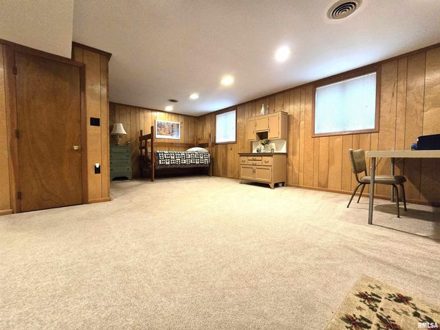 567 UNION GROVE Road, Carbondale, IL 62901