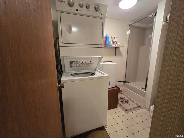 567 UNION GROVE Road, Carbondale, IL 62901