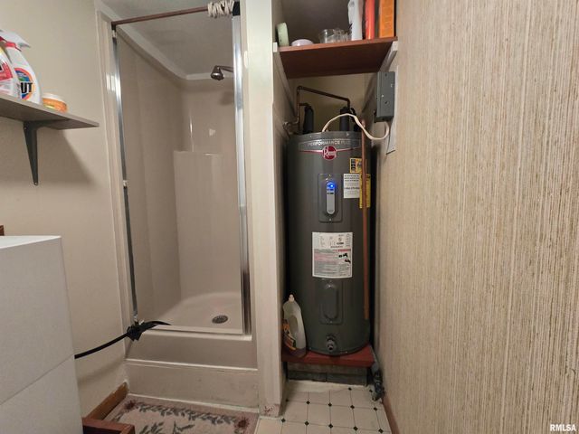 567 UNION GROVE Road, Carbondale, IL 62901