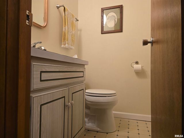 567 UNION GROVE Road, Carbondale, IL 62901