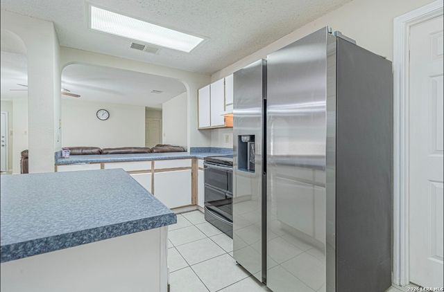 8050 Chestnut Cape, Converse, TX 78109